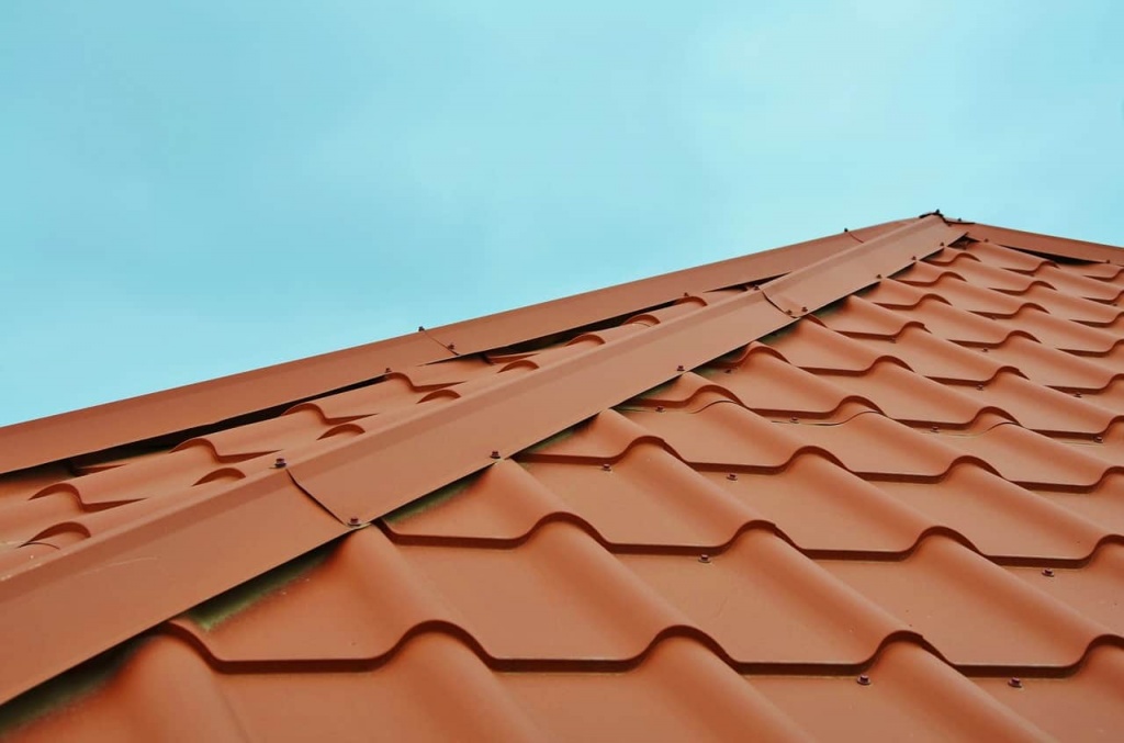 roof-2587752_1280-min.jpg roof-2587752_1280-min.jpg
